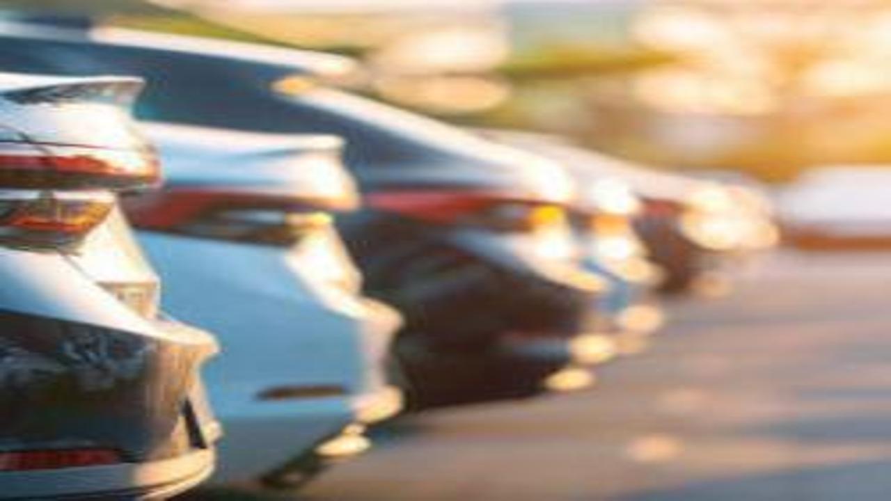 TÜİK paylaştı! Türkiye'nin otomobil tercihi belli oldu: Zirvedeki renk şaşırttı