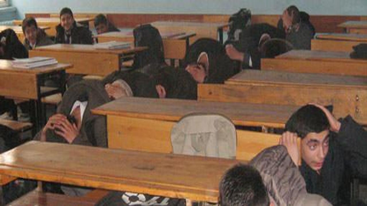 Deprem anında nasıl davranmalı?
