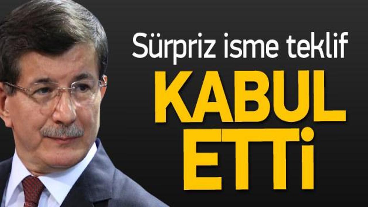 Davutoğlu'ndan Ensaroğlu'na danışmanlık teklifi
