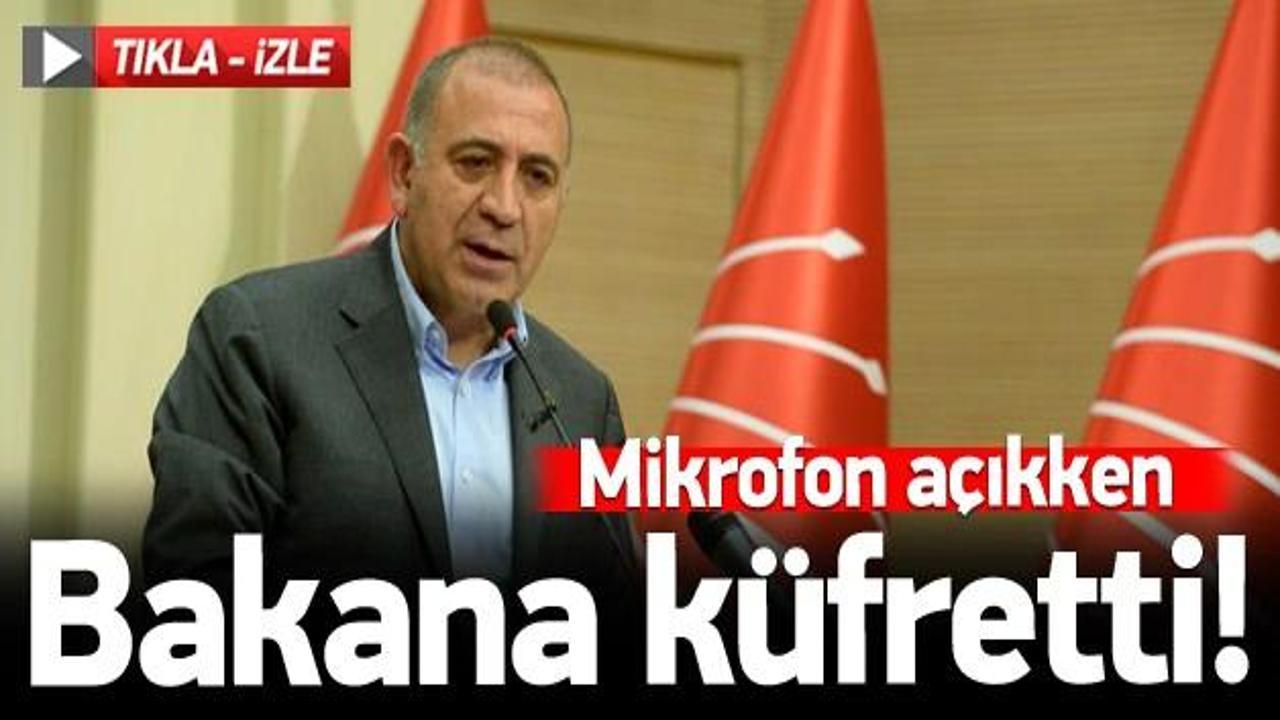 G&uuml;rsel Tekin'den k&uuml;f&uuml;rl&uuml; gaf!