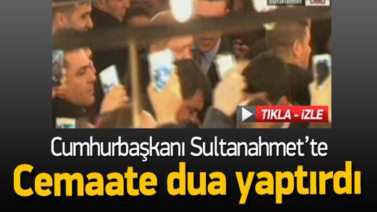 Erdoğan, Sultanahmet Camii'nde dua yaptırdı