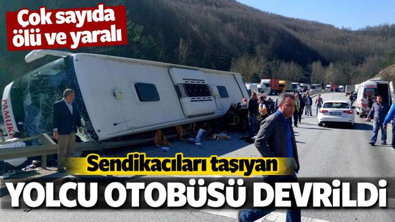 Yolcu otob&uuml;s&uuml; devrildi: &Ouml;l&uuml; ve yaralılar var!