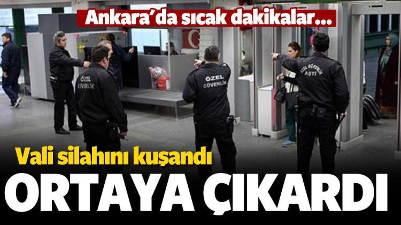Ankara valisi silahını kuşandı, ortaya çıkardı