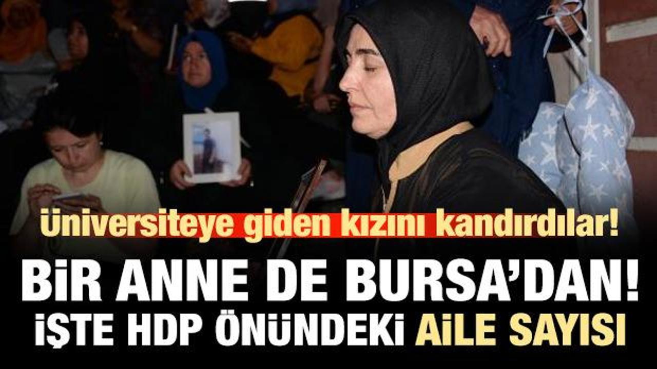 HDP binası önüne, evladı için bir anne de Bursa'dan geldi! 