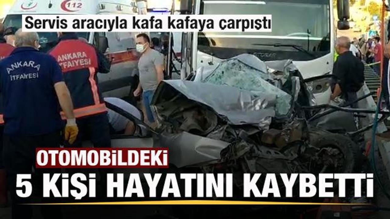 Otomobil ile servis aracı kafa kafaya &ccedil;arpıştı: 5 kişi hayatını kaybetti
