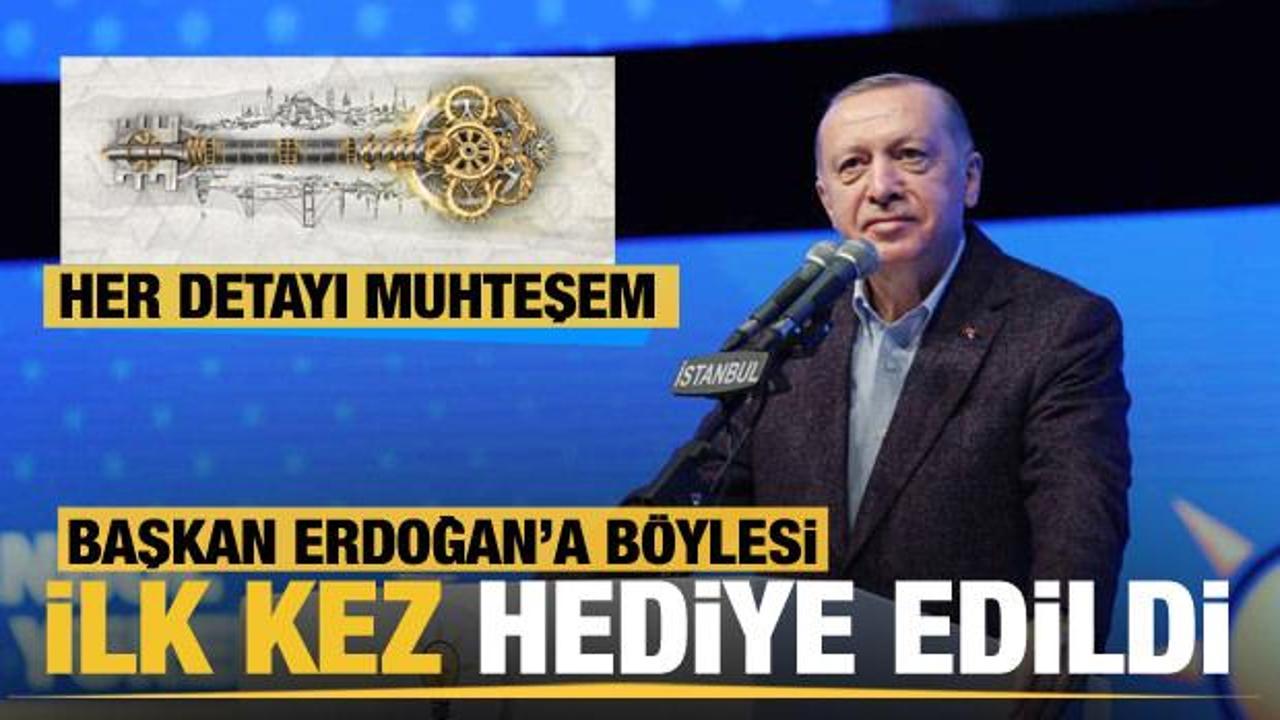 “İstanbul'un Dijital Anahtarı" Cumhurbaşkanı Erdoğan'a verilen ilk NFT hediyesi oldu