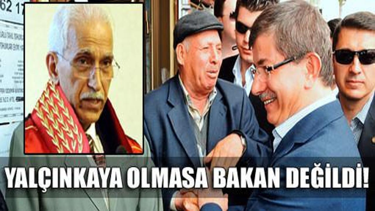 Davutoğlu'nu siyasette tutan etken