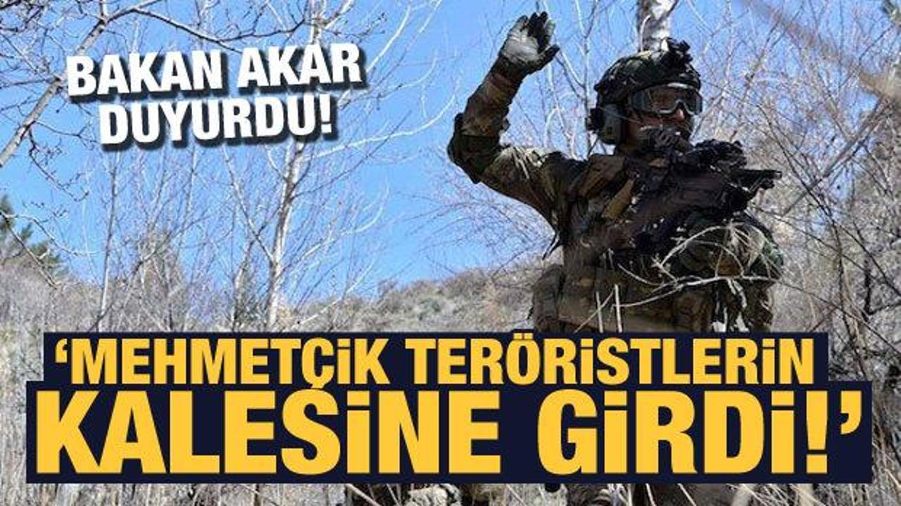 Bakan Akar duyurdu: Mehmet&ccedil;ik, ter&ouml;ristlerin kalesi olarak g&ouml;rd&uuml;ğ&uuml; &Ccedil;em&ccedil;&ouml; mağarasına girdi