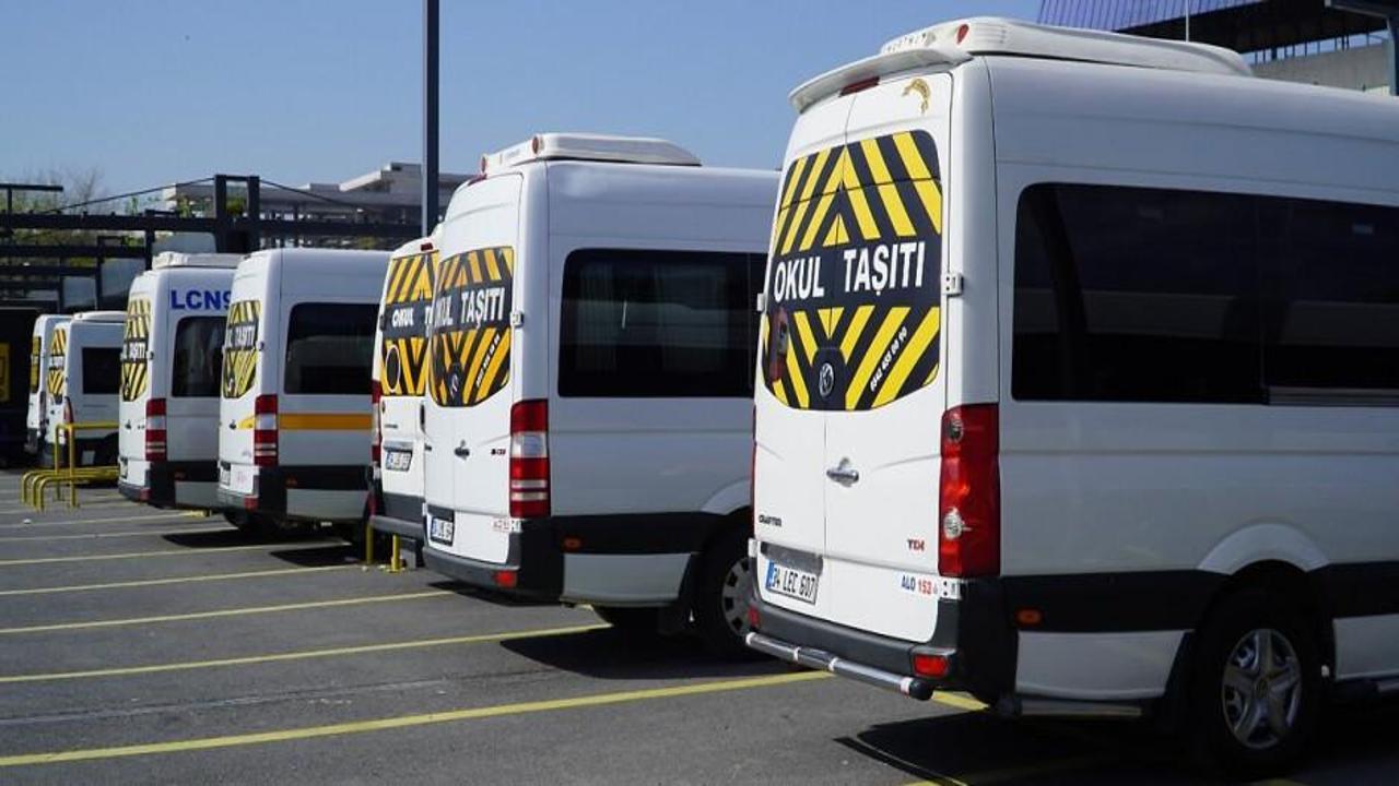 Ardahan Okul Servis Ücretleri 2026-2027! Yakın ve Uzak Mesafe Okul Servis Ücretleri 1 KM'den 25 KM'ye Güncel Fiyat Listesi