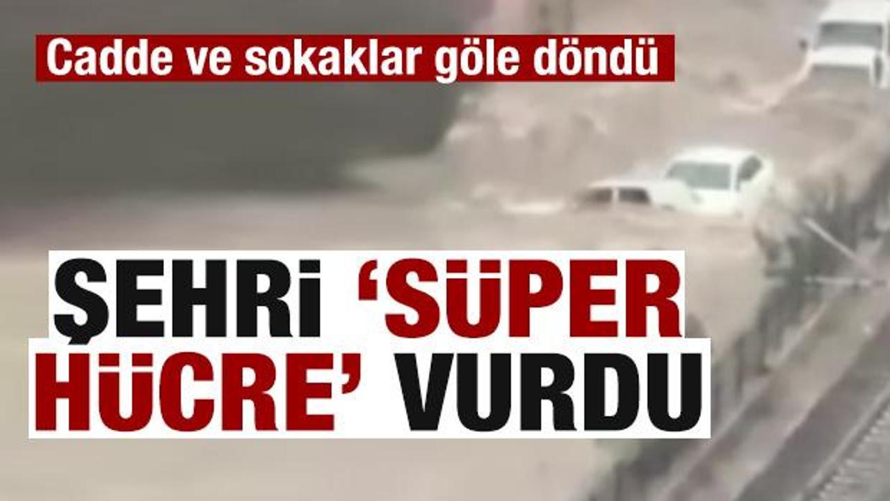 Adana'yı 's&uuml;per h&uuml;cre' vurdu! Cadde ve sokaklar g&ouml;le d&ouml;nd&uuml;