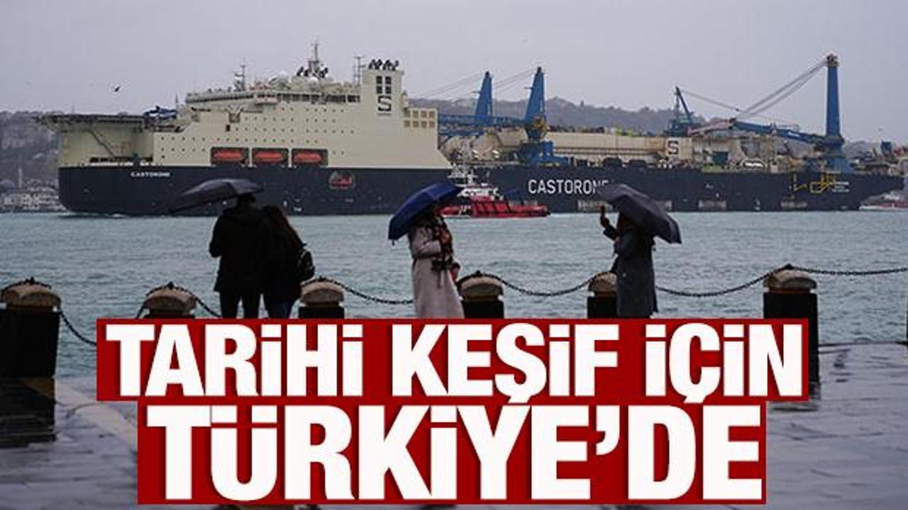 Karadeniz gazı i&ccedil;in boru d&ouml;şeyecek gemi Boğaz'dan ge&ccedil;ti