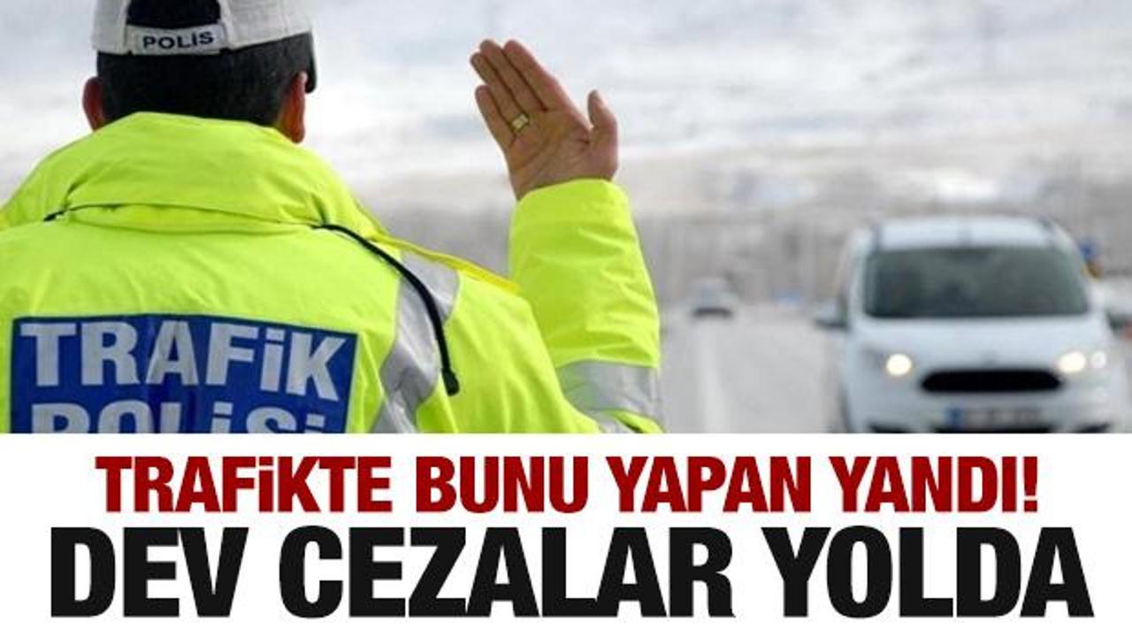 Trafikte bunu yapan yandı! Dudak u&ccedil;uklatan ceza geliyor