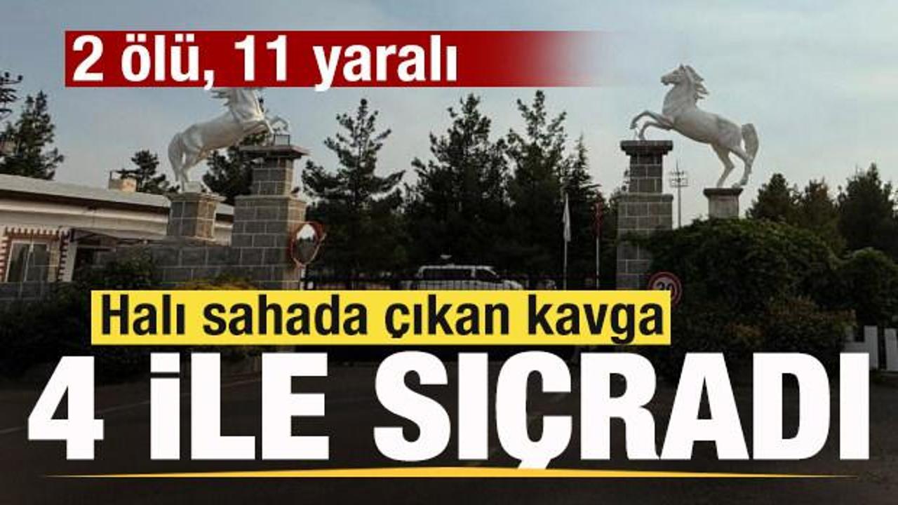 Halı sahada &ccedil;ıkan kavga 4 ile sı&ccedil;radı! 2 &ouml;l&uuml;, 11 yaralı
