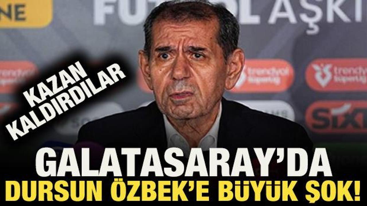 Galatasaray'da Dursun &Ouml;zbek'e b&uuml;y&uuml;k şok! Kazan kaldırdılar