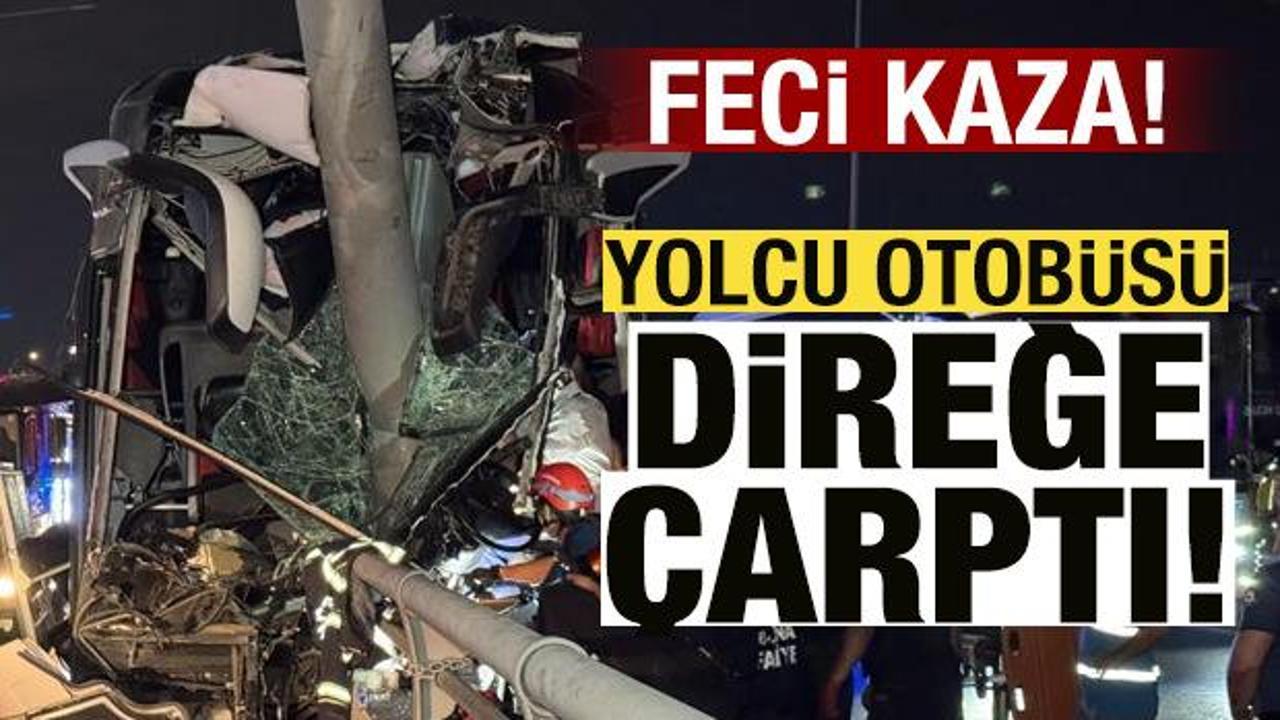 Feci kaza: Yolcu otob&uuml;s&uuml; direğe &ccedil;arptı! 