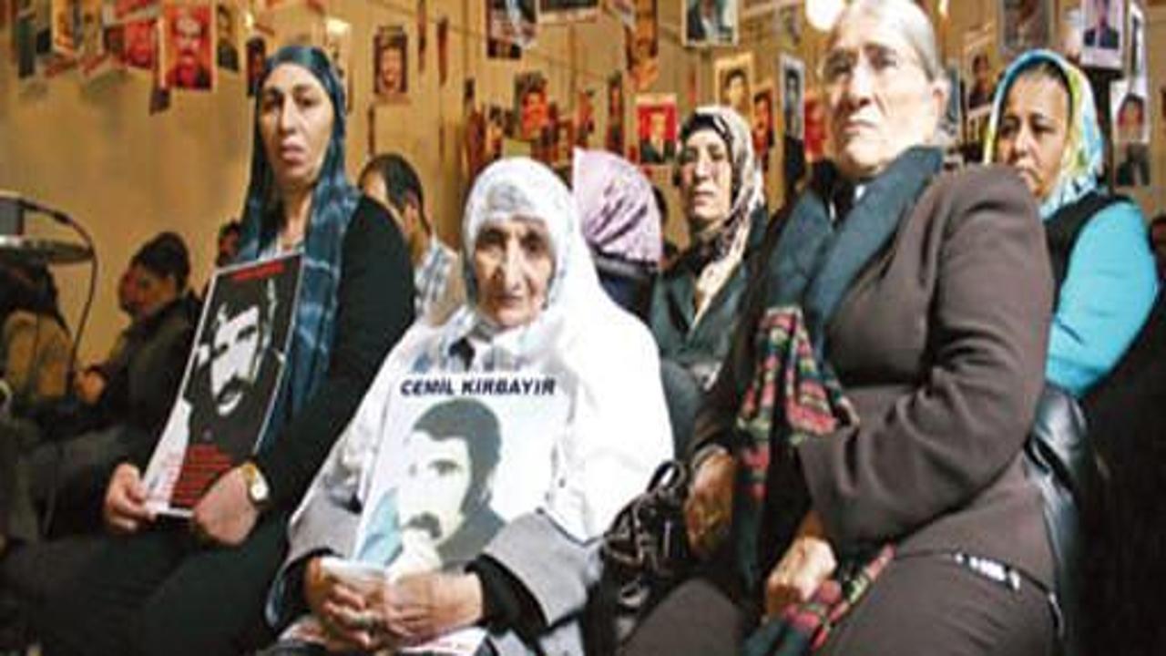 Berfo Nine Evren'e seslendi: Utanmadın mı