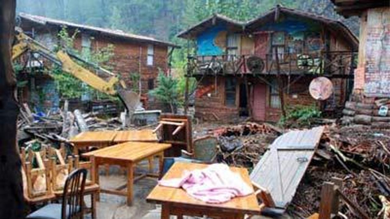 Fırtına Olimpos'u yerle bir etti