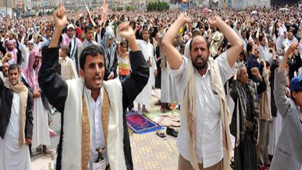 Yemen'de muhalefetin en büyük gösterisi