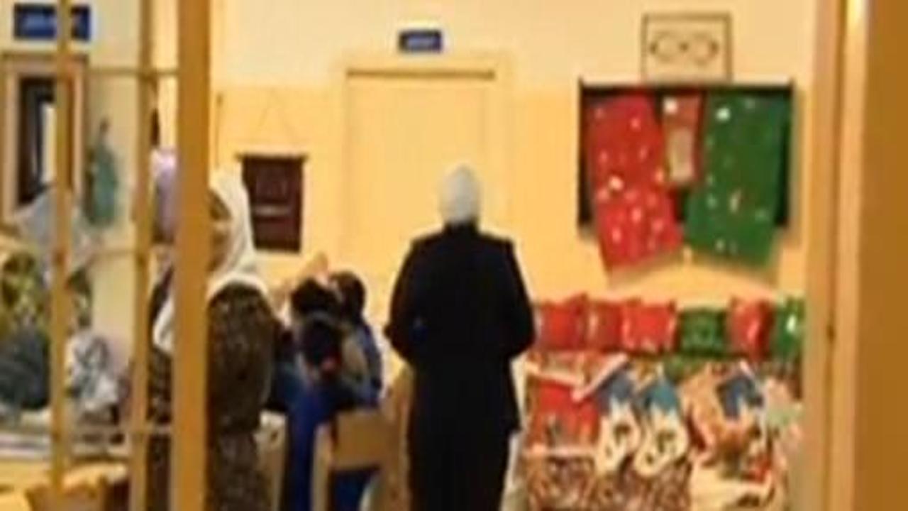 Bizim kadınlara çok benziyorlar VİDEO