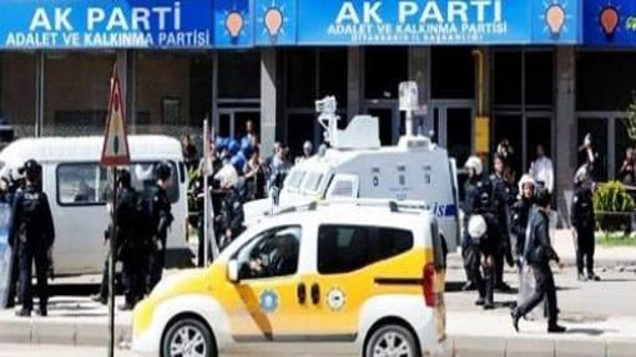 Diyarbakır AK Parti teşkilatına saldırı