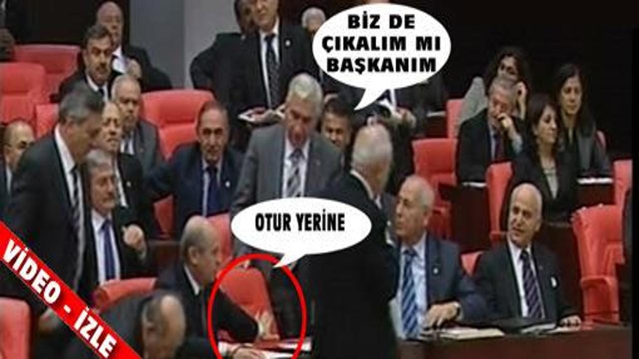 Bahçeli'nin bu hareketi MHP'yi oturttu!