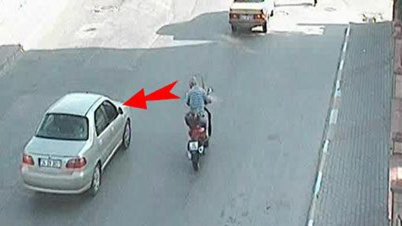 Hırsızları motosikleti ile takip etti