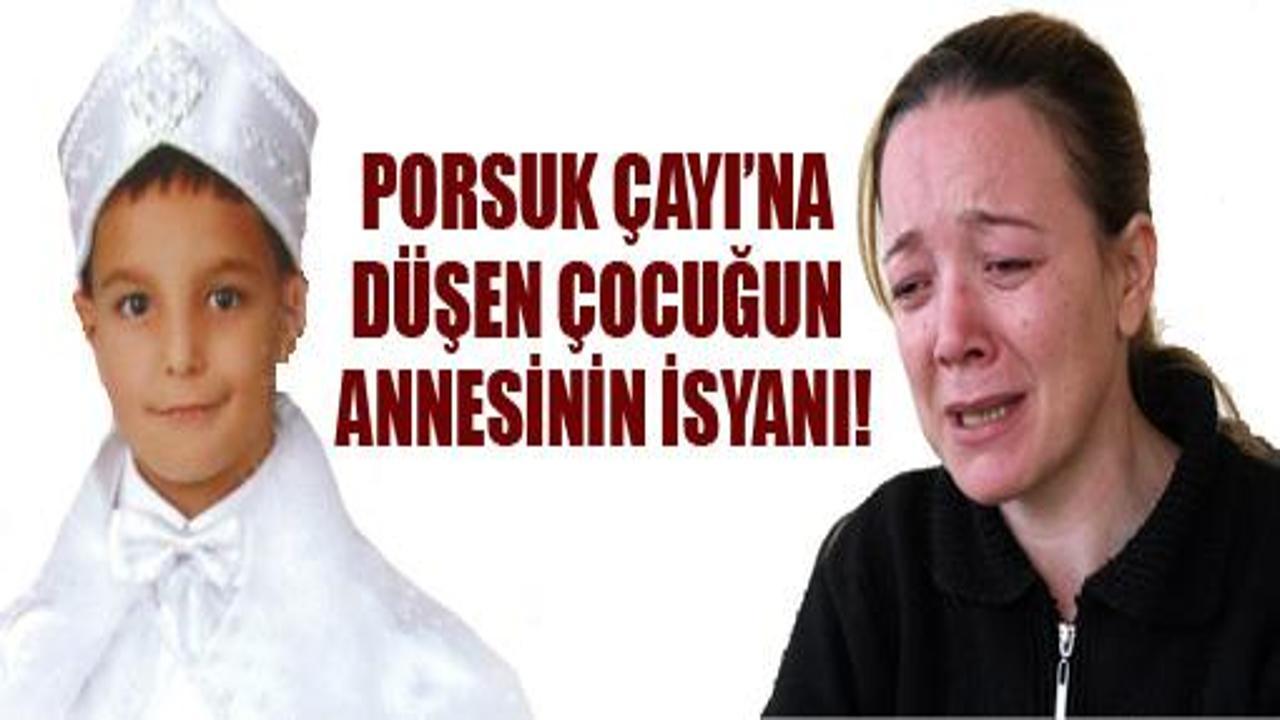 Porsuk'a düşen çocuğun annesinin isyanı