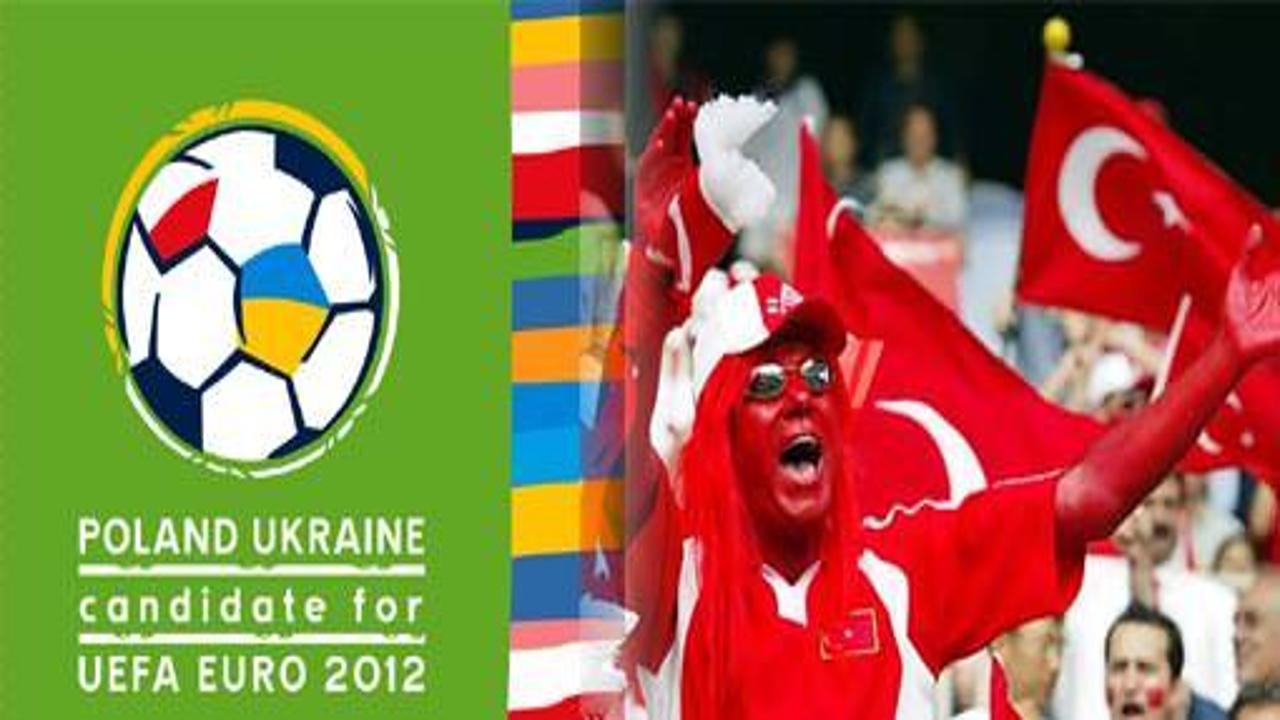 Türkiye Euro 2012'de 'Türk Grubu'na düştü