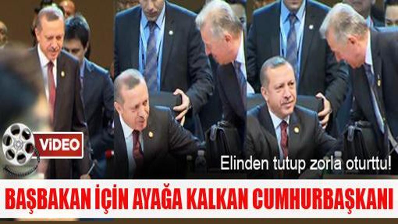 Erdoğan'ı görünce ayağa kalkan Cumhurbaşkanı