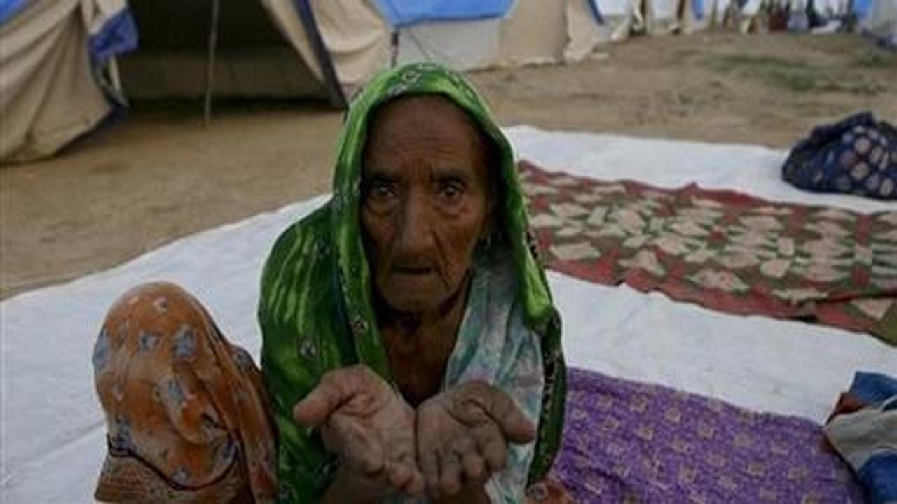 Pakistan'da en az 10 milyon evsiz kaldı