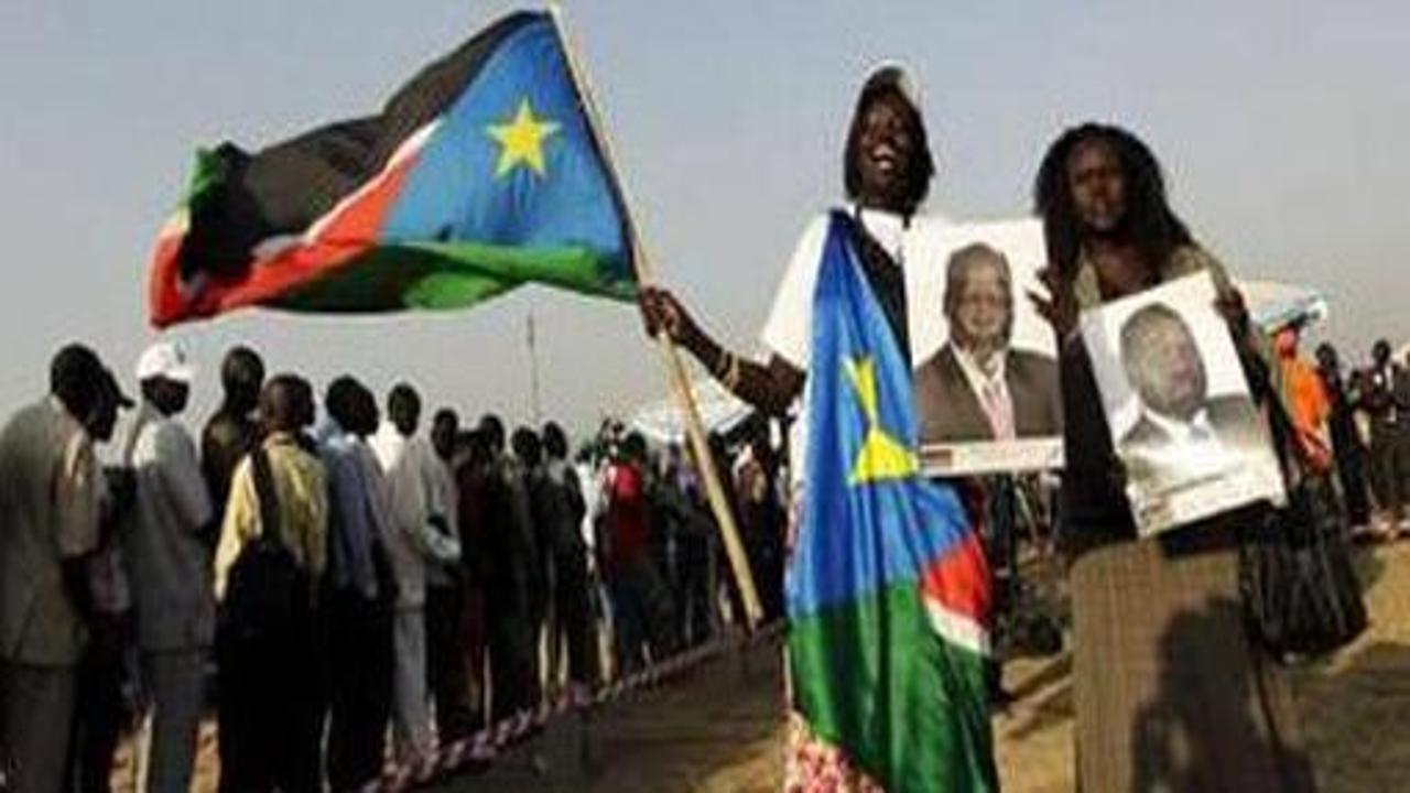 Abyei'den 80 bin kişi kaçtı