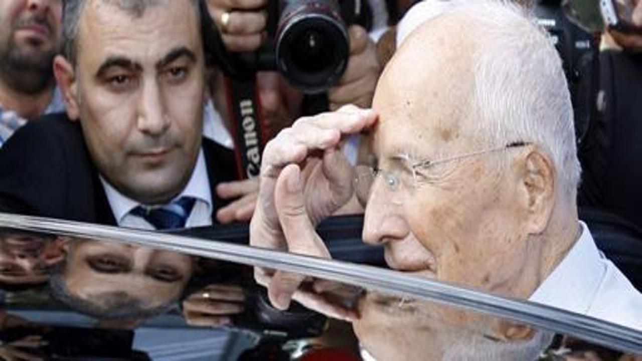 Kenan Evren Mahallesi'nin ismi 'Yunus Emre' oldu