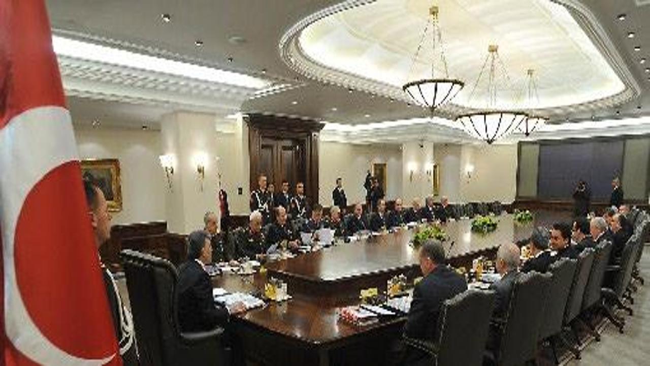 Kırmızı kaplı kitapta cemaate irtica ayarı