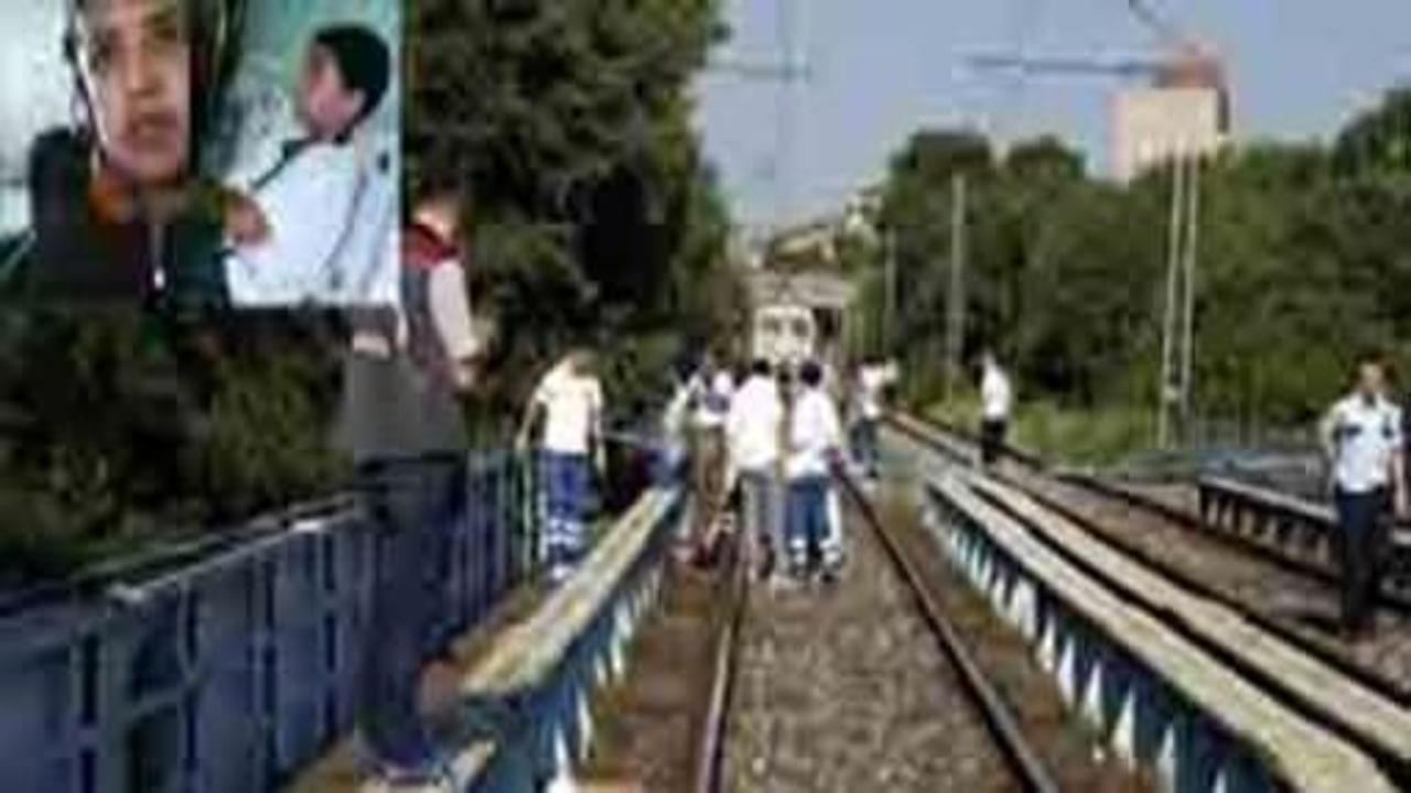 Bakırköy'de trenin çarptığı 2 çocuk öldü