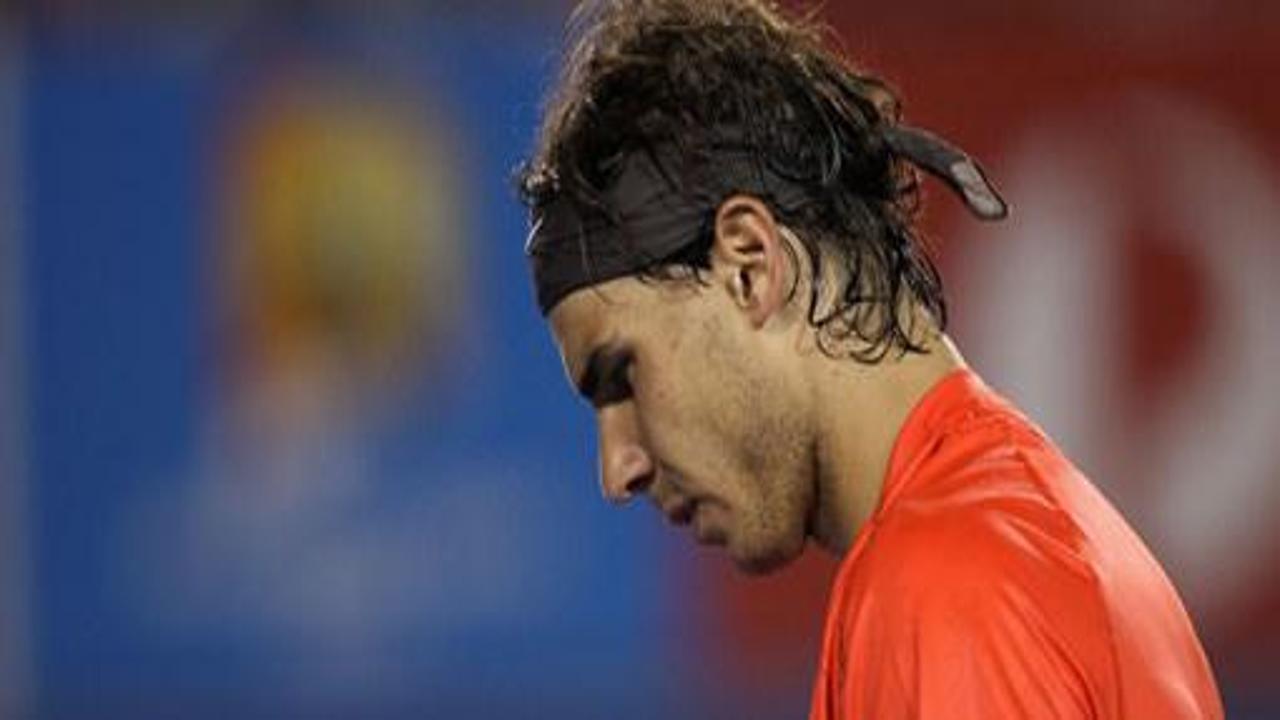 Rafael Nadal'a hastalık ağır geldi /Galeri