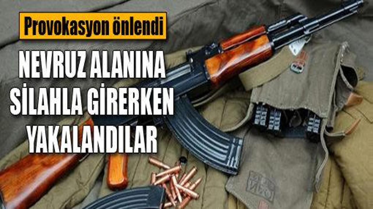 Nevruz alanına silah sokarken yakalandılar