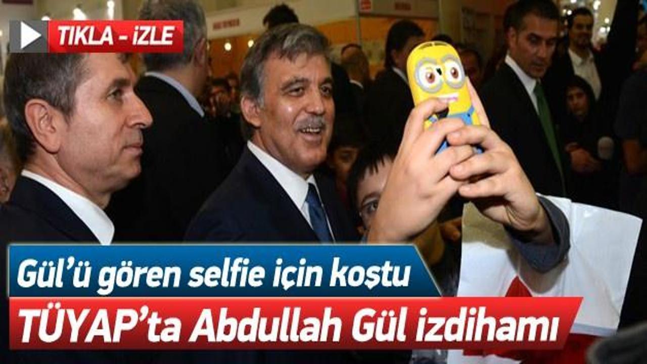 Abdullah Gül'e fuarda yoğun ilgi