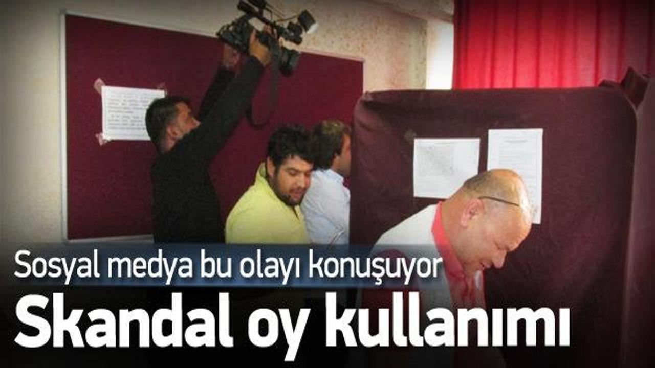 Adana'da başkandan skandal oy kullanımı!