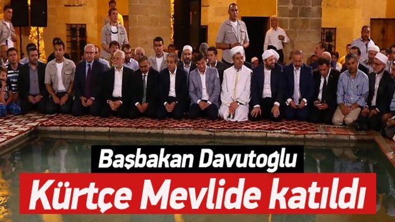 Davutoğlu Kürtçe Mevlid programına katıldı