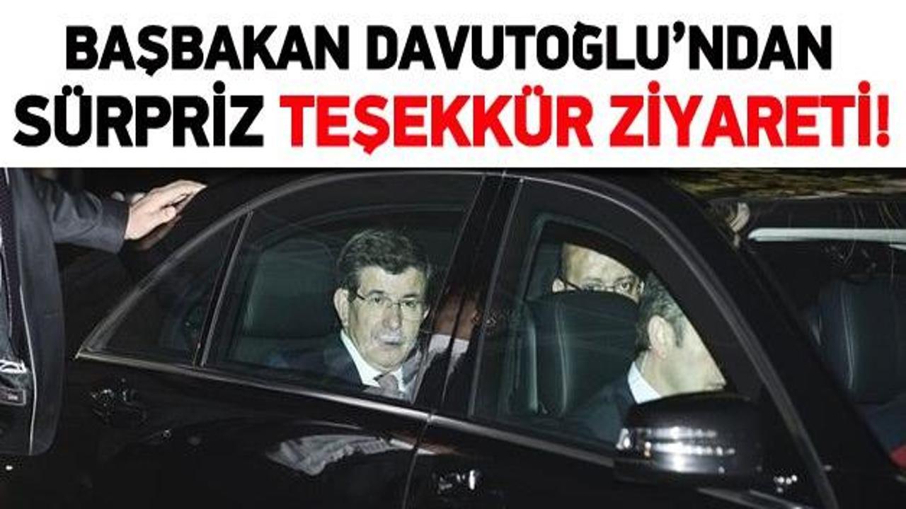 Davutoğlu'ndan MİT'e teşekkür ziyareti