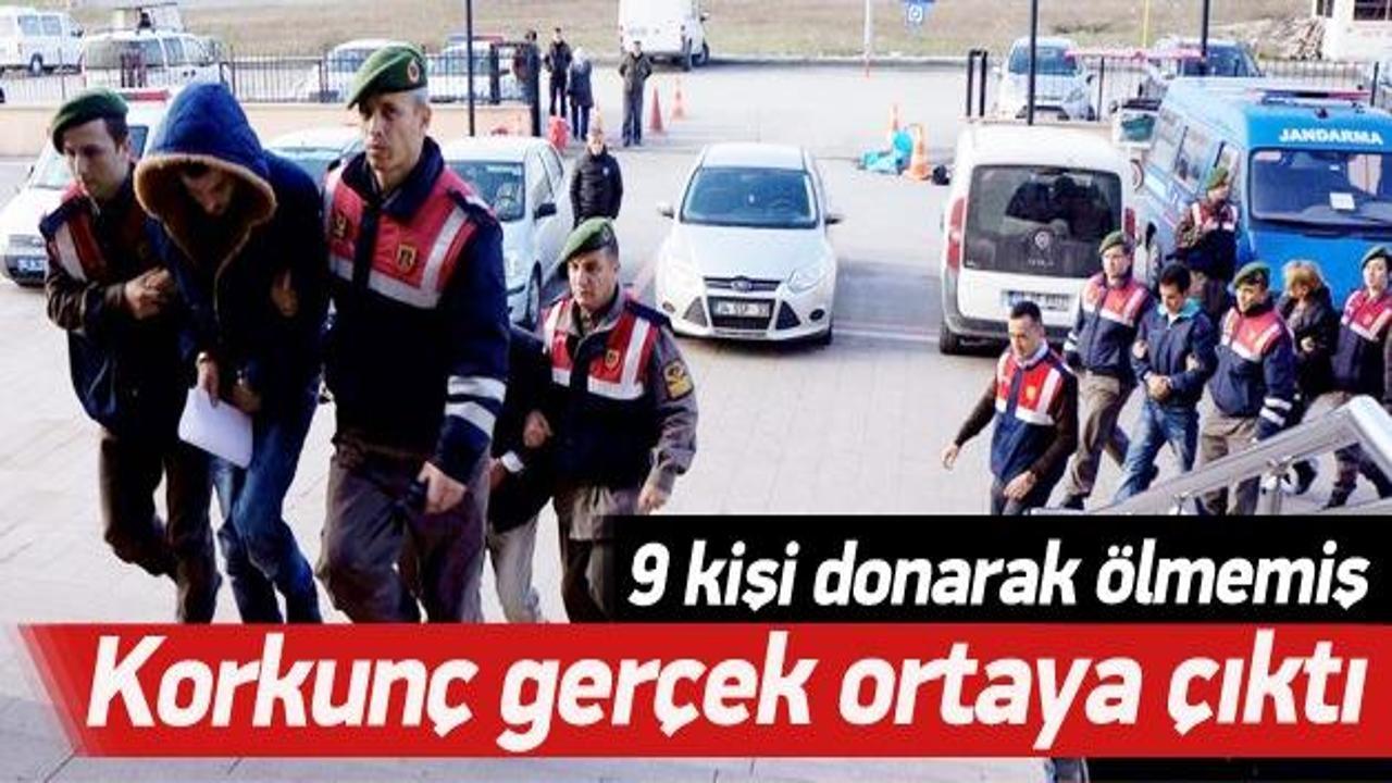 Dondu sanılan 9 Afgan cinayete kurban gitmiş!