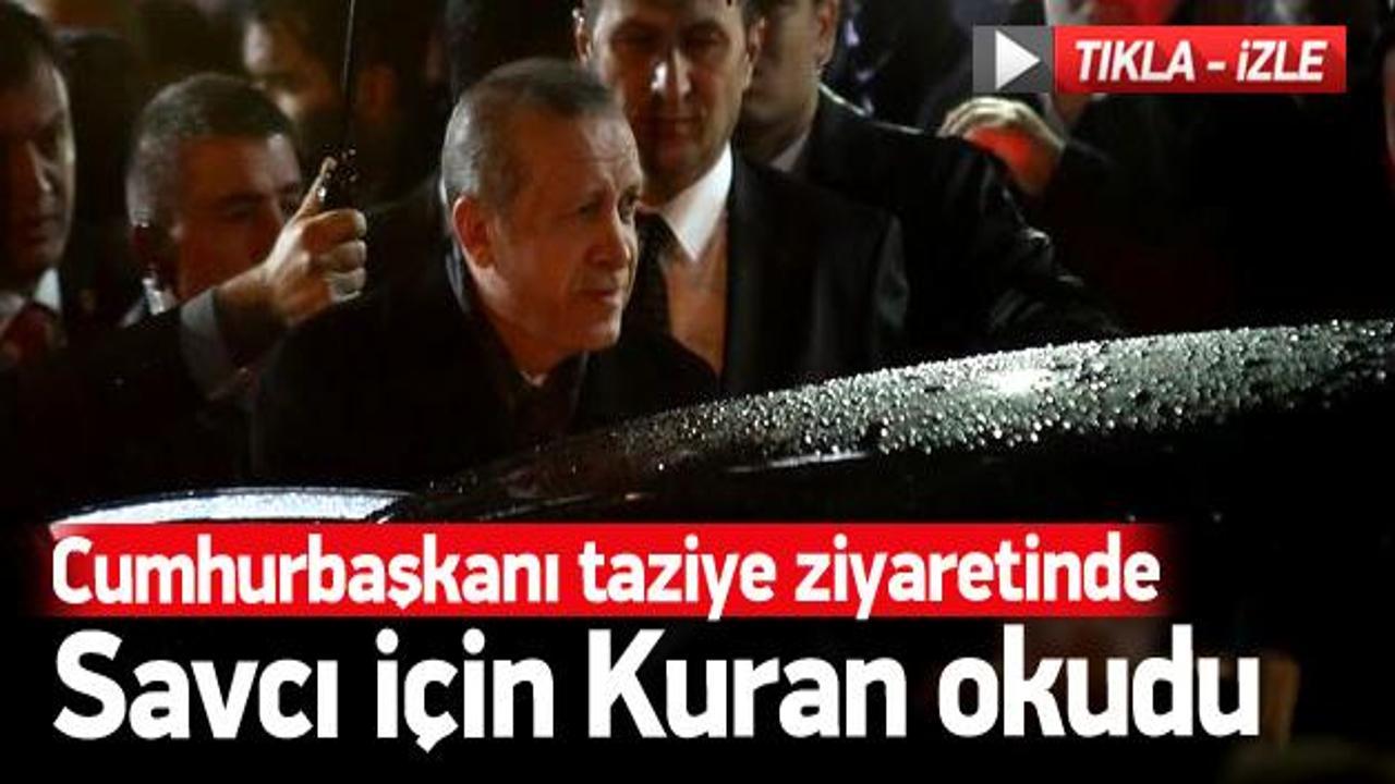 Erdoğan şehit Savcı Kiraz için Kuran okudu