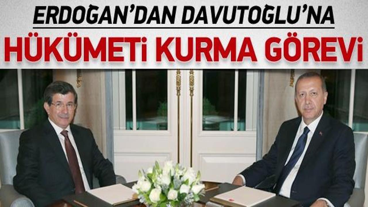 Erdoğan'dan Davutoğlu'na hükümeti kurma görevi