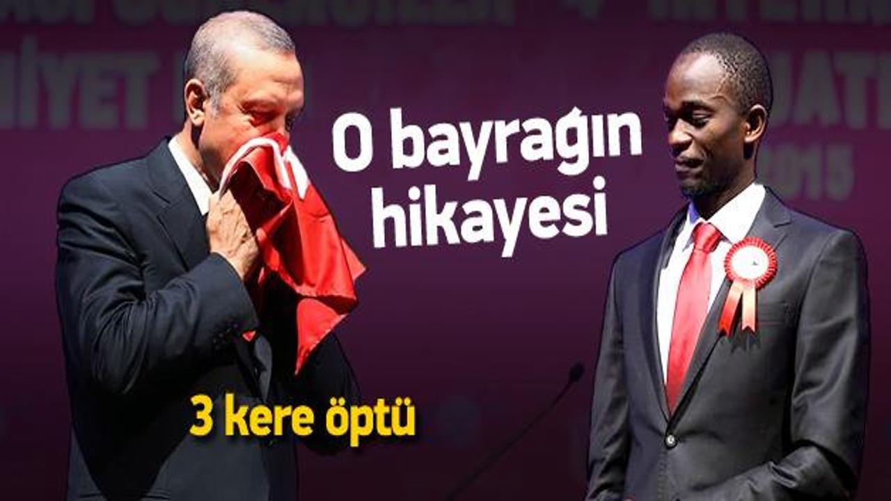 Erdoğan'ın öptüğü bayrağın hikayesi
