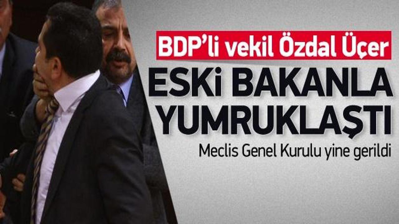 Recep Akdağ ve BDP'li vekil yumruklaştı