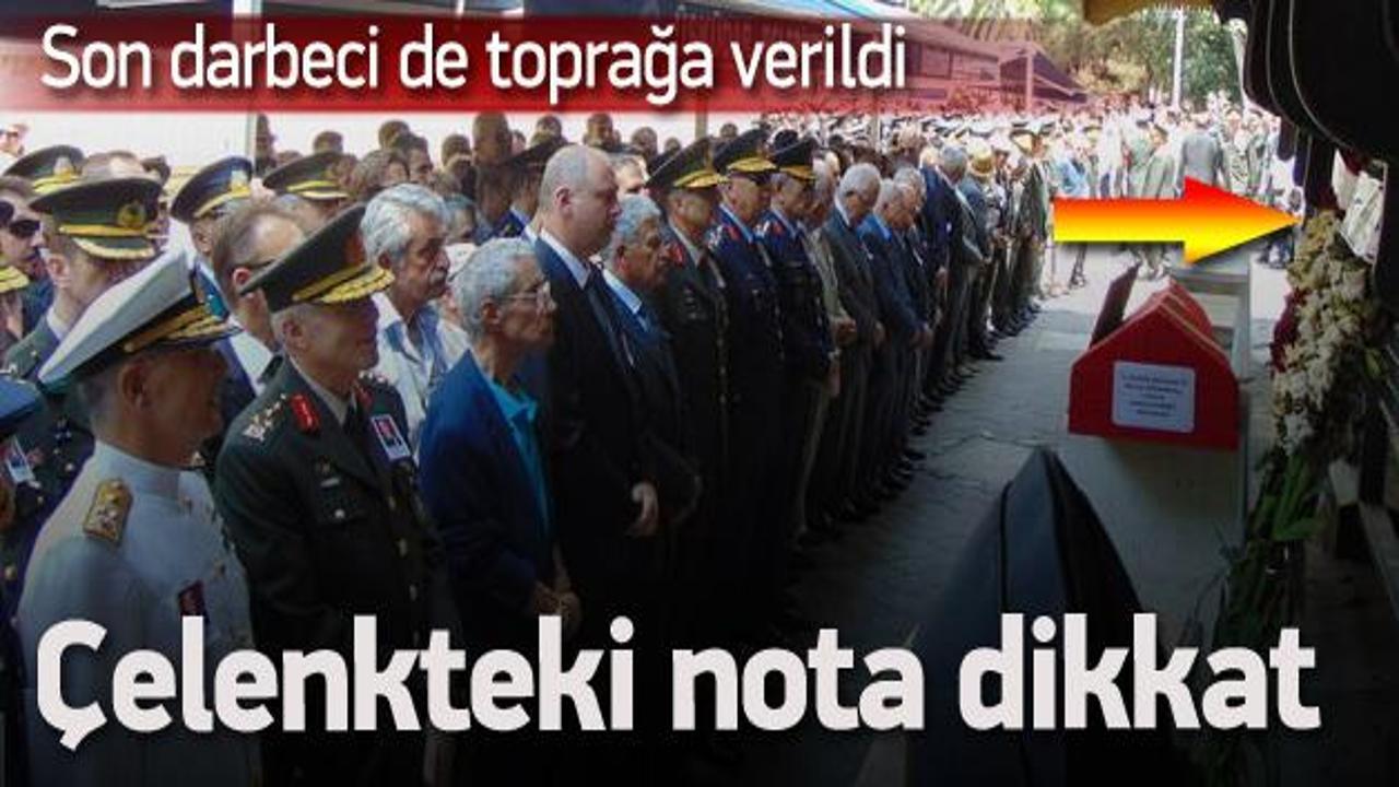 Şahinkaya'nın cenazesinde dikkat çeken çelenk