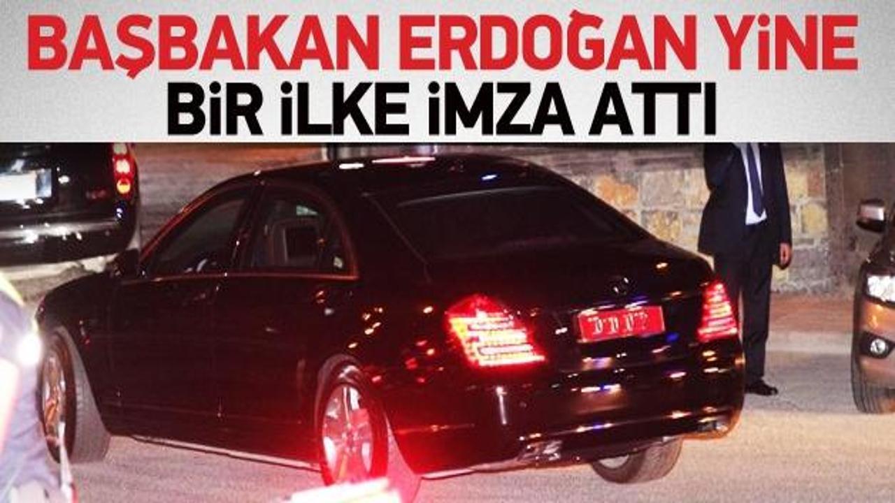Erdoğan eşofmanla makam aracından indi