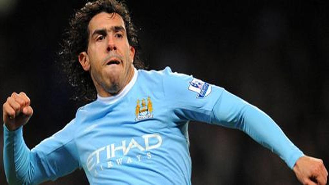 Tevez Manchester'dan ayrılıyor