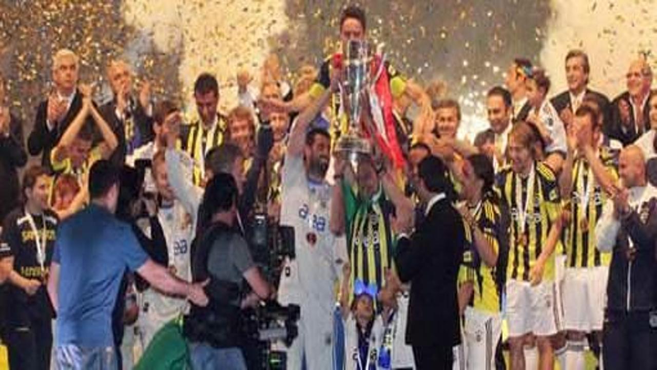 Fenerbahçe rakiplerinin önüne geçti