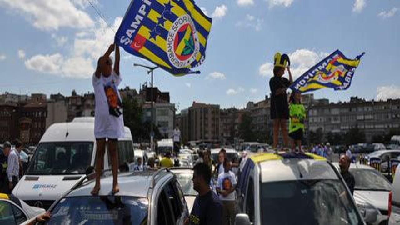 Fenerbahçe konvoyu yola çıktı